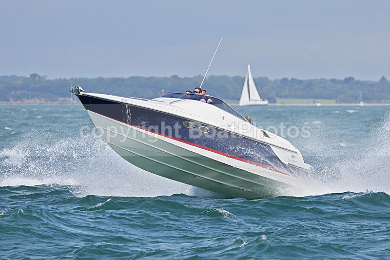 160813 HUNTON Y92A2179 - Motorboats - Open