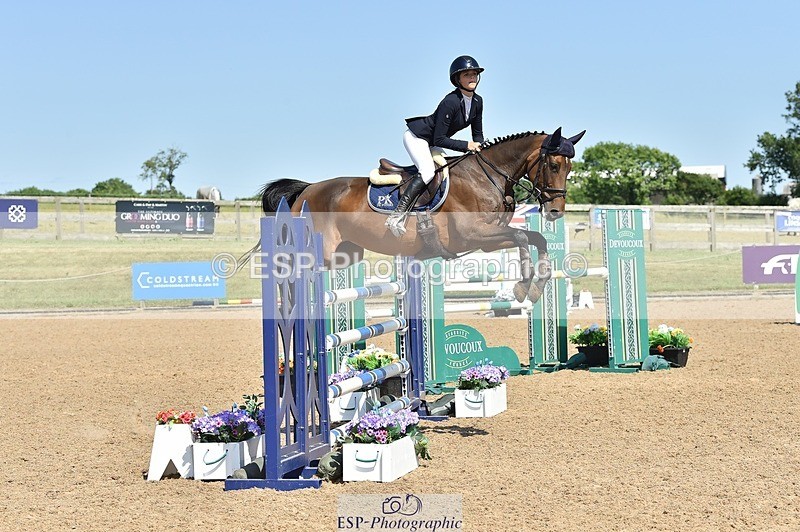 250628-153934-05885 - Cls 12 Newcomers Jump offs & Presentations