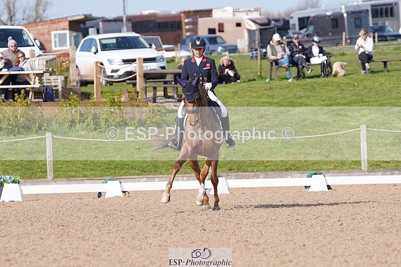 250404-162544-07701 - 138-fiona.bigwood-Donna.Bella