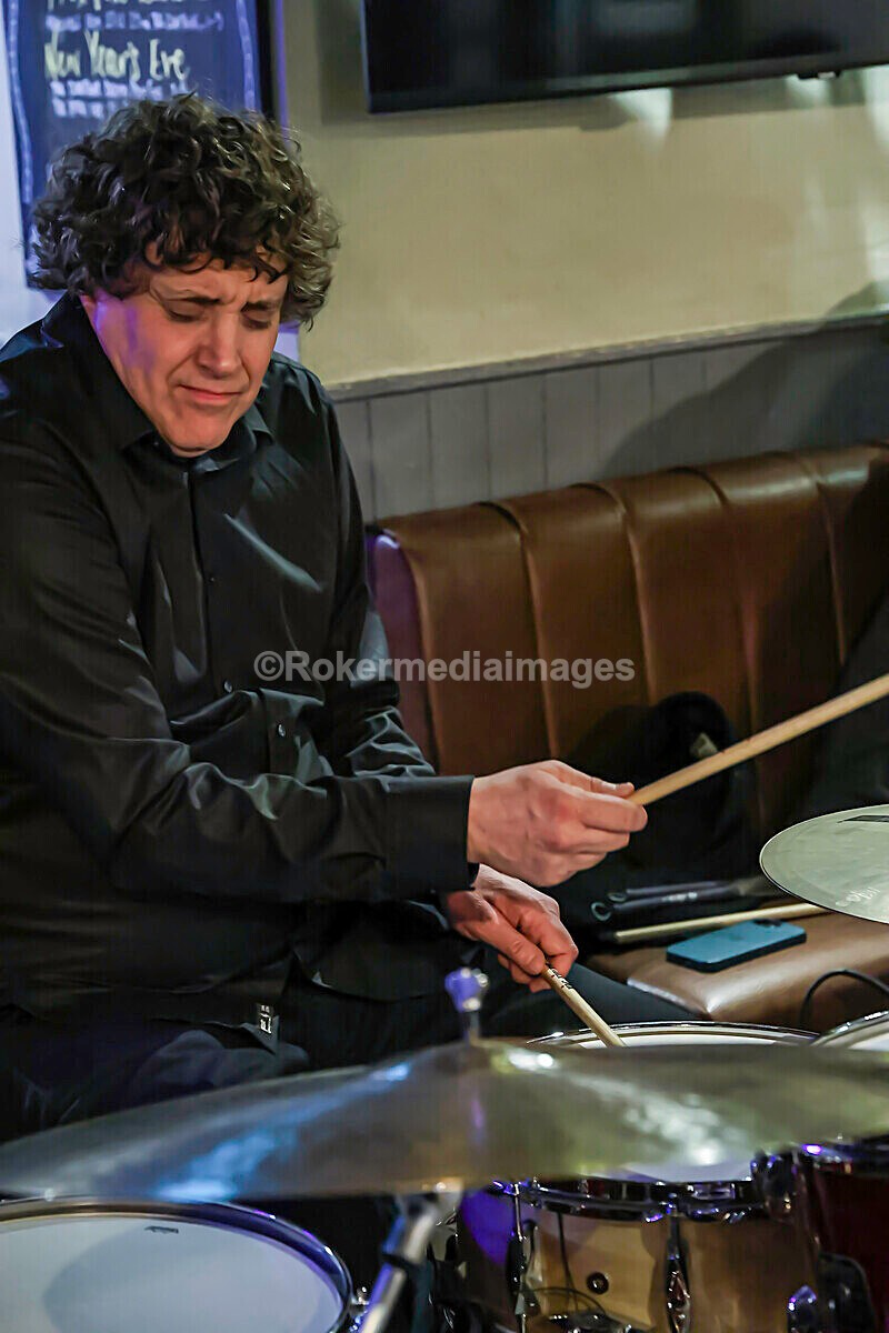 Derek Nash Dec 2025-56 - Derek Nash and Jonny Henderson Trio