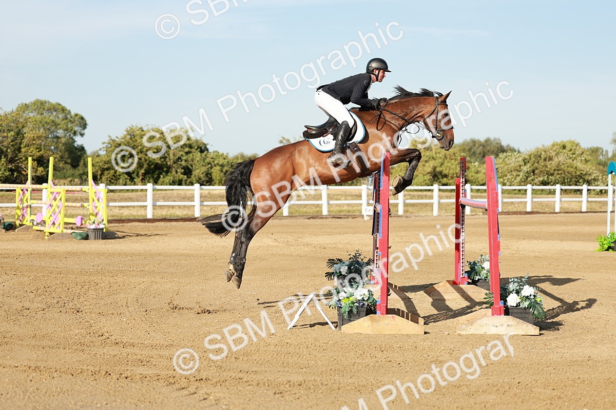 SBM_008734 - Class 6 - National 1.30m 1.40m Open Handicap