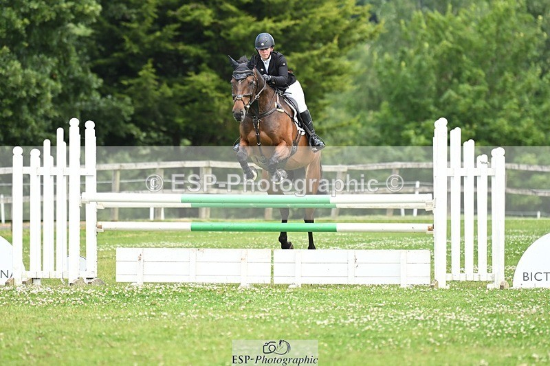 240706-114944-15013 - Cls 40 Newcomers