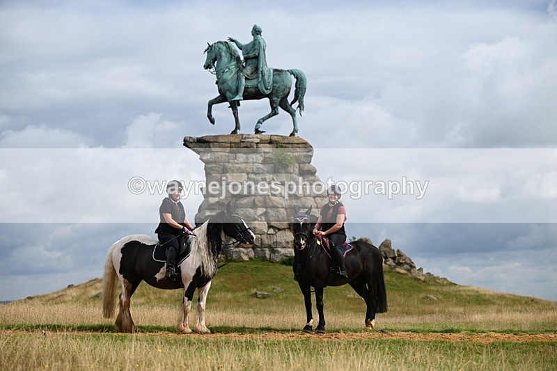 DSC_4084 - Time at Statue 09:50 to 11:09