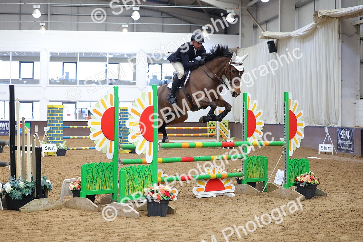 SBM_003045 - Class 8 - Senior Newcomers - 1.10m