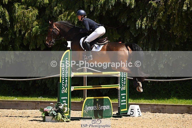 230527-131202-10688 - 407-KING_OF_THE_SWINGERS-Louise_Bradley-SJ