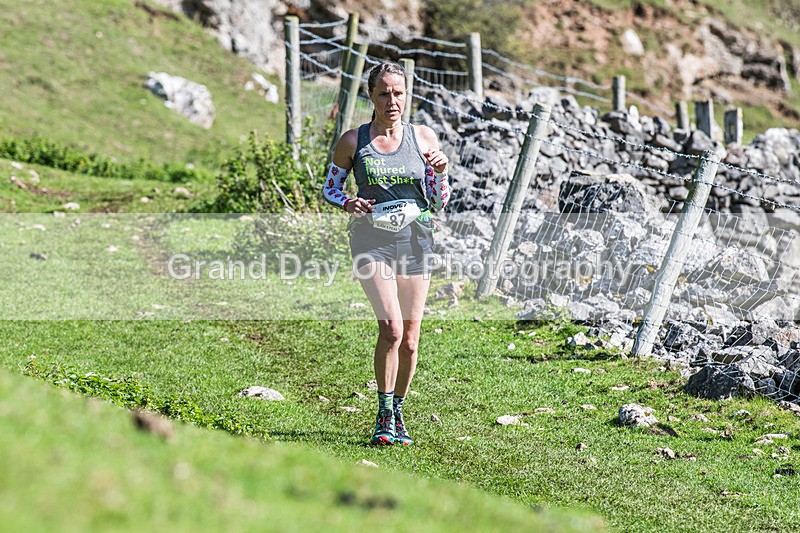 Ilam-1047 - Ilam Three Peaks Fell Race (Limestone Series) Sunday 28th September 2025