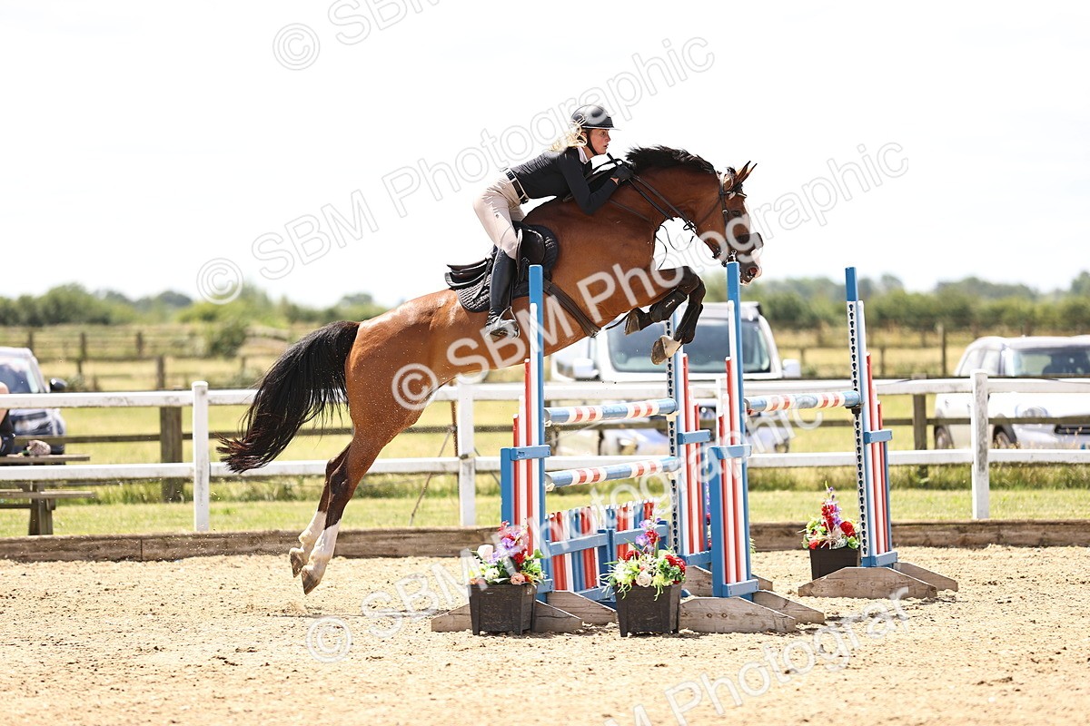 SBM_003631 - Class 22 - Senior Foxhunter 1.20m