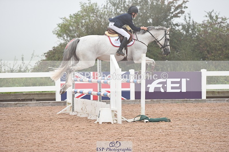 230902A-110334-00505 - Cls 8 1.05m Amateur Quali