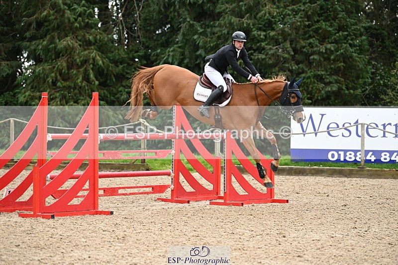 250323A-154840-05112 - Cls 25 Snr Fox & 1.20m Open