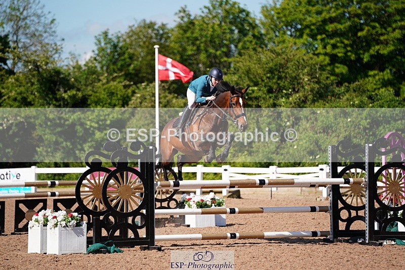 240525A-090228-04970 - Cls 13 Snr 1.05m and 1.10m