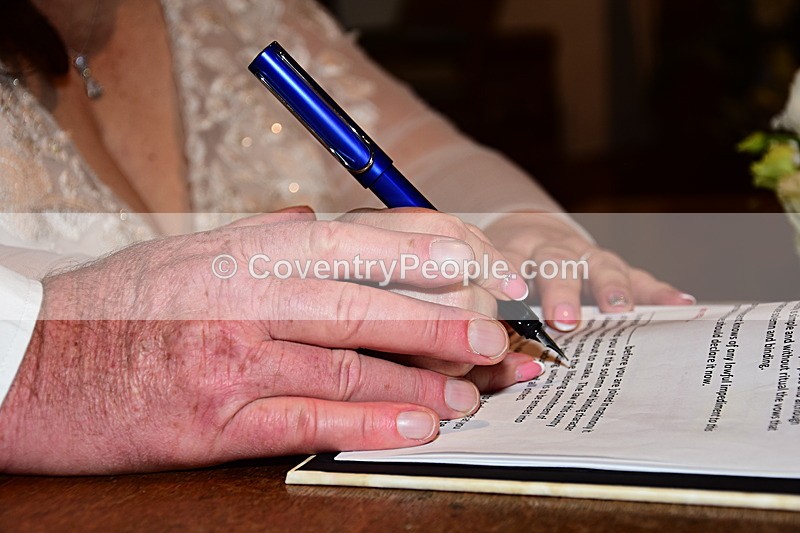 DK-151 - Donna and Kevin