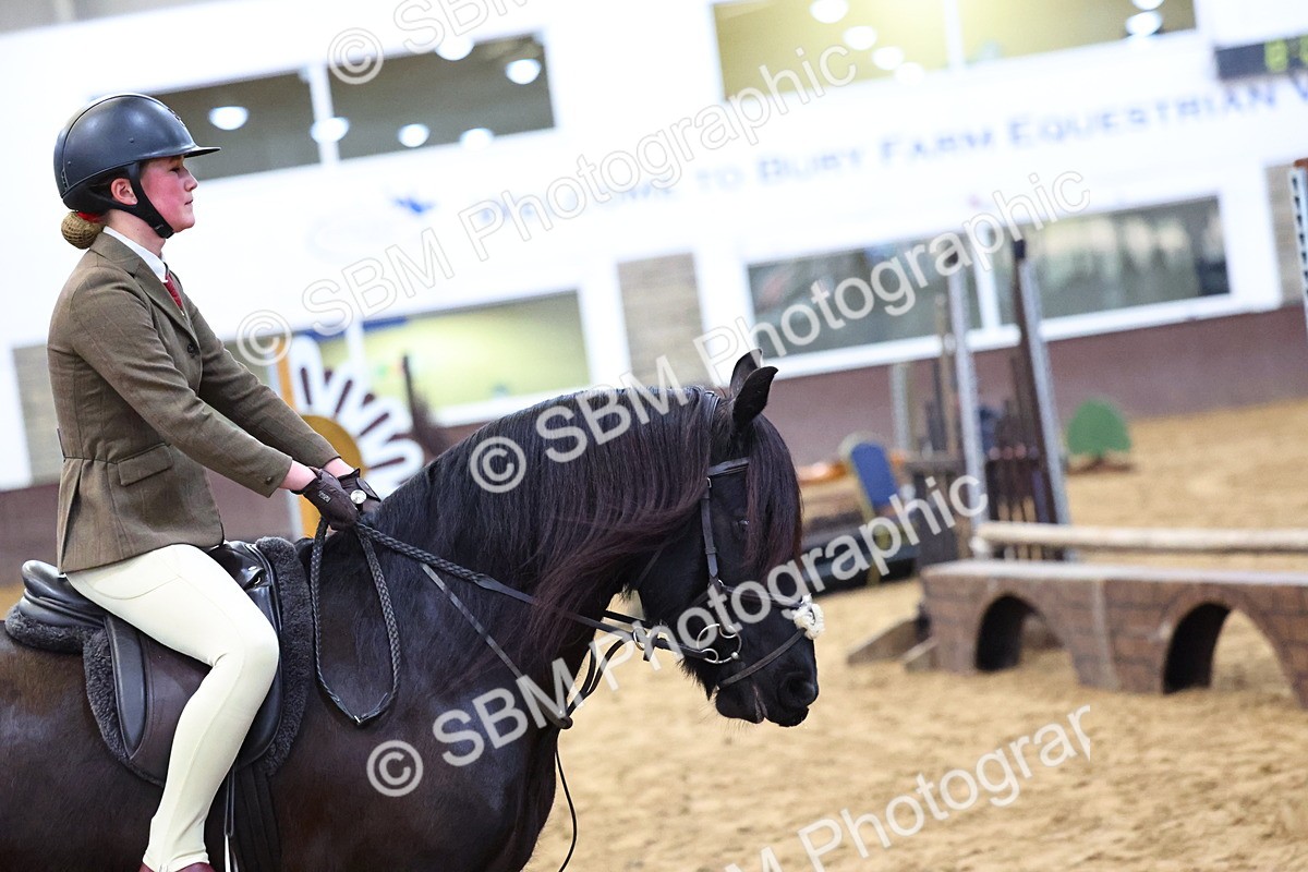 SBM_003023 - Class 35 - 60cm Training Stakes