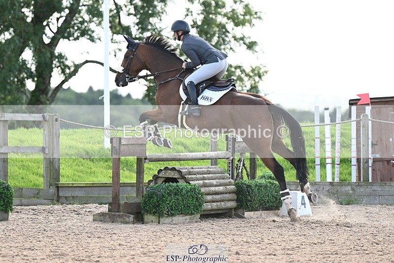 240913A-171311-05313 - Cls 19 Snr 1m Open Speed Derby