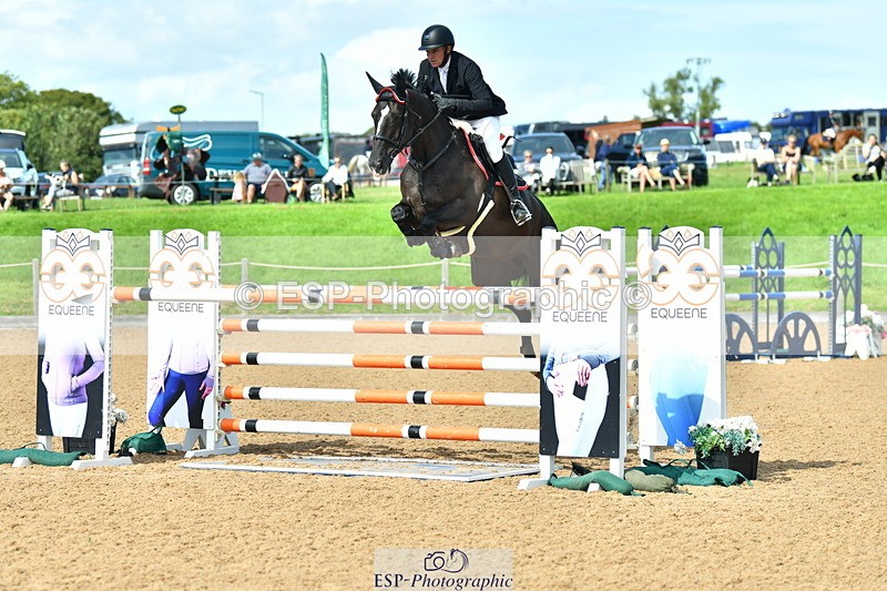 230811A-154555-05960 - Cls 24 Nat 1.30m Open