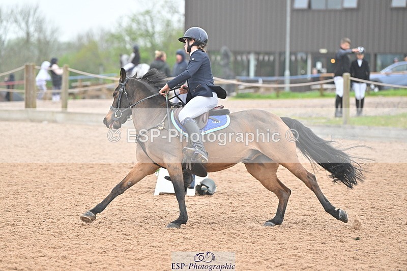 240505A-090417-03383 - Cls 1 Pony Intro 70cm