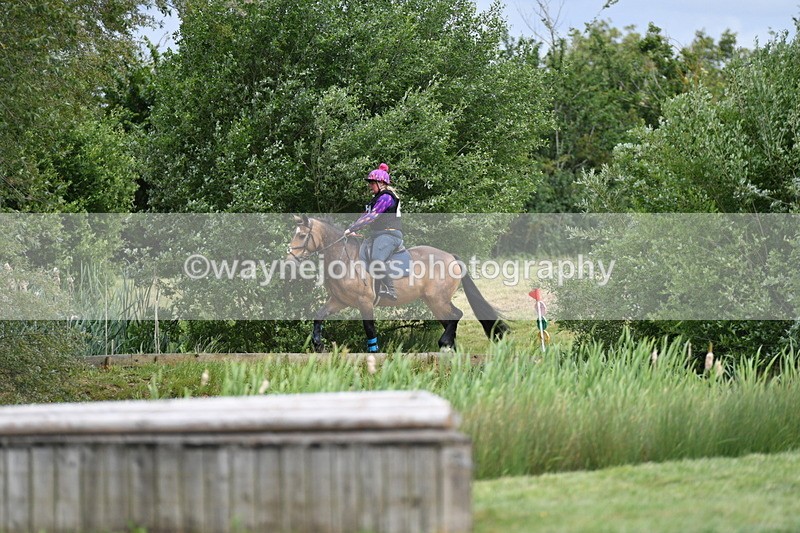 WJ5_3782 - Class 6 80cm