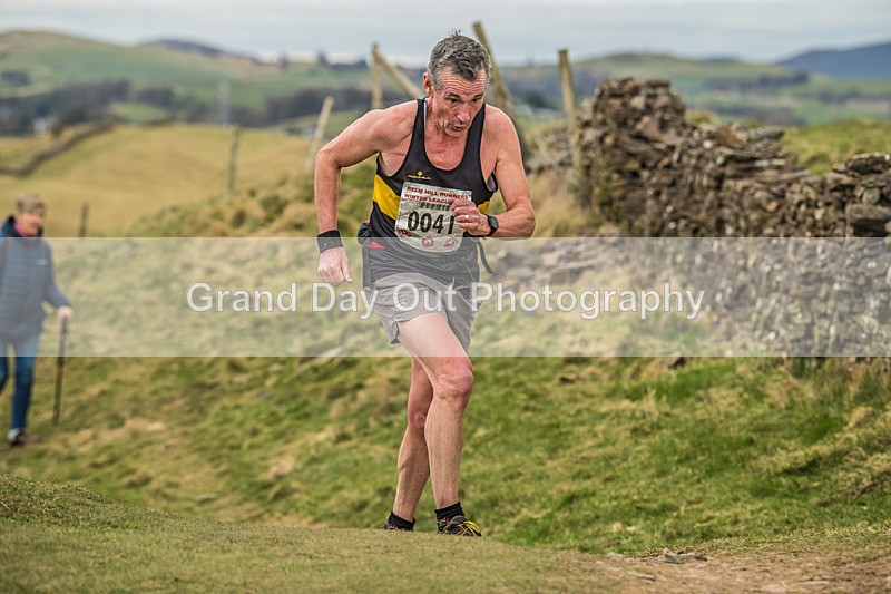 Helm Hill -800 - Kendal Winter League Helm Hill Fell Races (Under 13/15/17 & Seniors) Sunday 16th March 2025