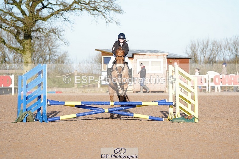 250125-102536-00950 - Clear Round 40cm and 50cm