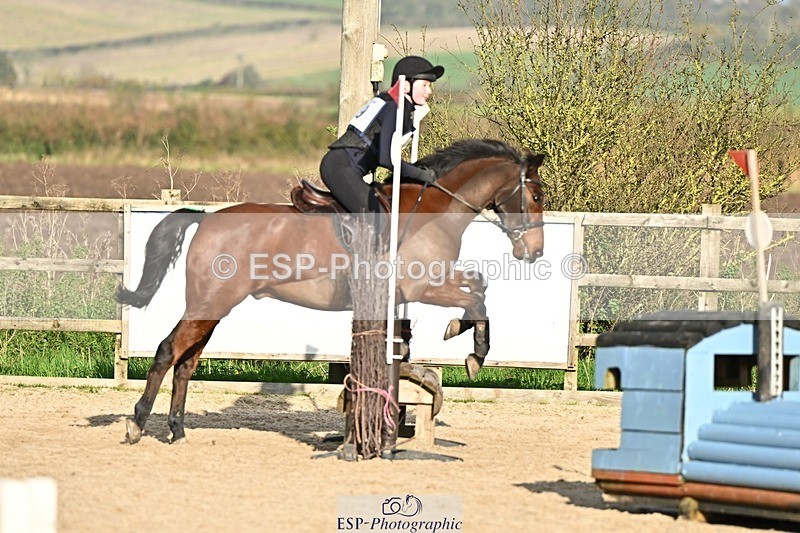 241110-132522-00829 - 60-65cm Arena Eventing