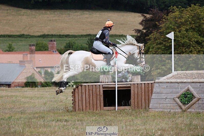 250802A-135641-04448 - C-140-Clare.Pascoe-MR.QUINN