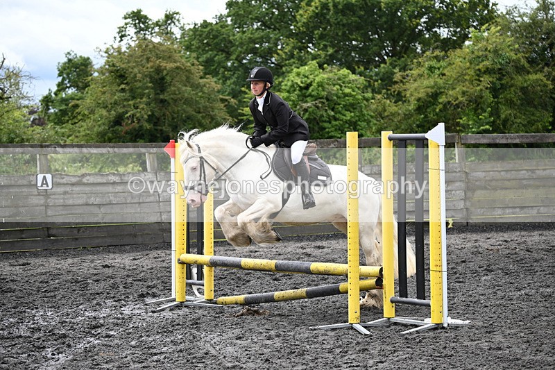 WJ6_0222 - Class 13 Novice 60cm