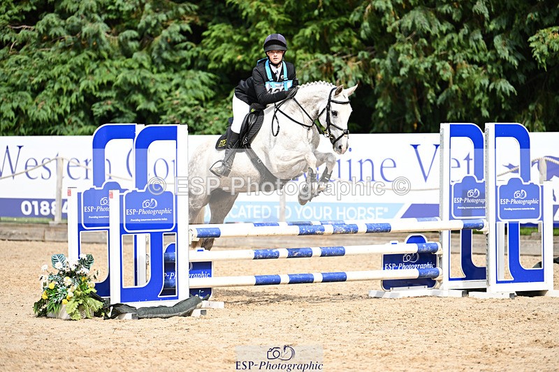 240824X-144725-29428 - 80cm Round 2 14.30 to 15.30