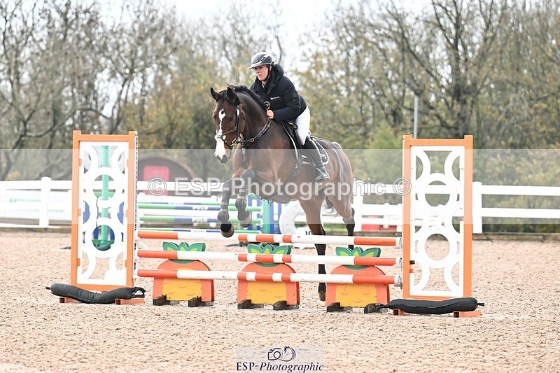 251105-095124-00056 - Clear round