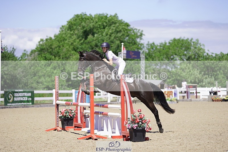 230624A-124814-01409 - Cls 24 Pony Discovery & 90cm Open