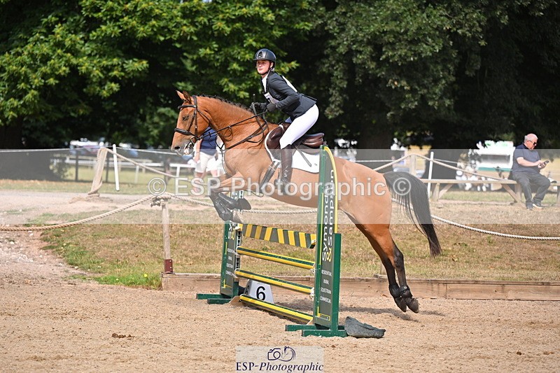 250802A-103549-00632 - A-017-Sophie.Vicary-ENGELIQUE.O