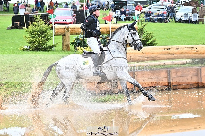 240526-124812-22200 - 433-EN_TARO_DES_VERNIER-Oliver_Townend