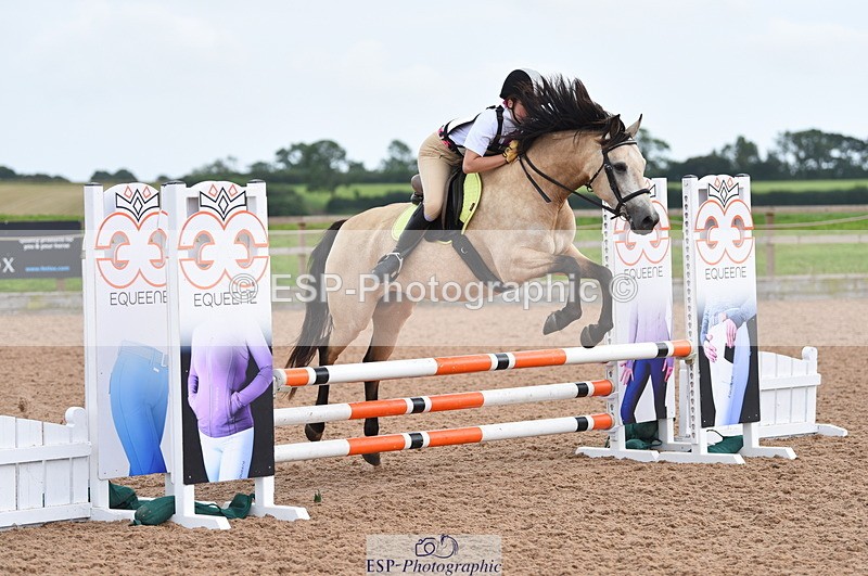 230711A-165644-00124 - 70cm