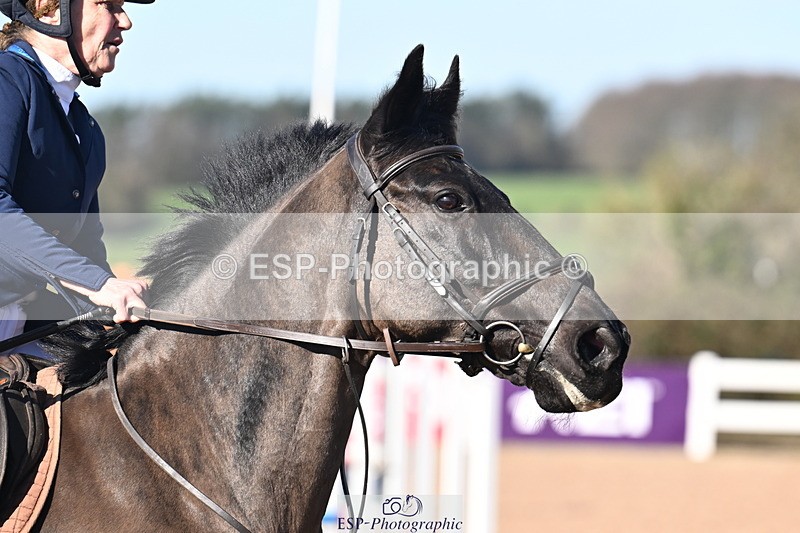 260318B-095148-00010 - Clear Round & Brit Nov 90cm