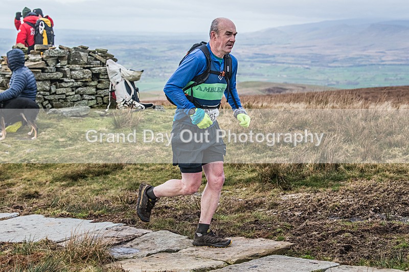 Nine Standards-385 - Nine Standards Fell Race Thursday 1st January 2026