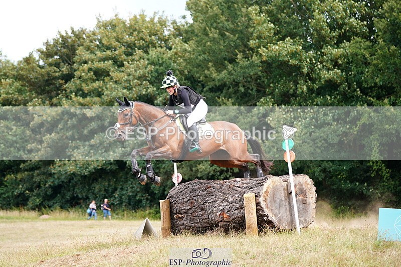 250802A-151312-07228 - F-268-Caitlyn.Faull-HAY.THERE.MONA