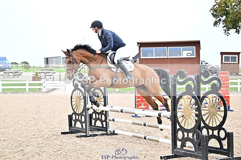 251015-105815-00140 - Cls 1 British Novice and 90cm Open