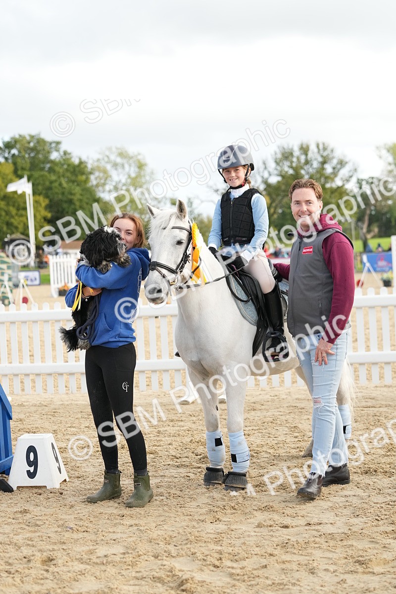 SBM_29244 - J43 - Horse & Hound Open 50cm