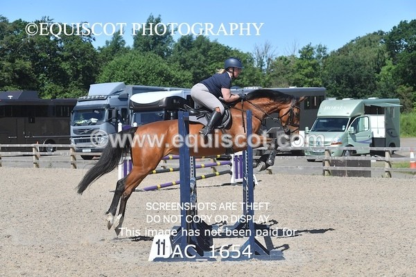 JAC_1654 - CLASS 3 Senior British Novice/ 90cm Open