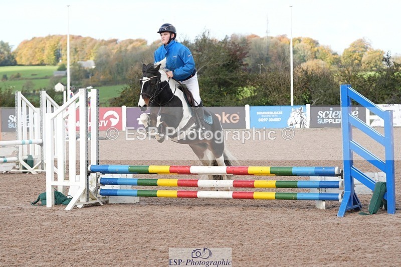 251025-103857-00095 - Chard 25th & 26th Oct BS Juniors/COH/Club/schools unaffiliated showjumping