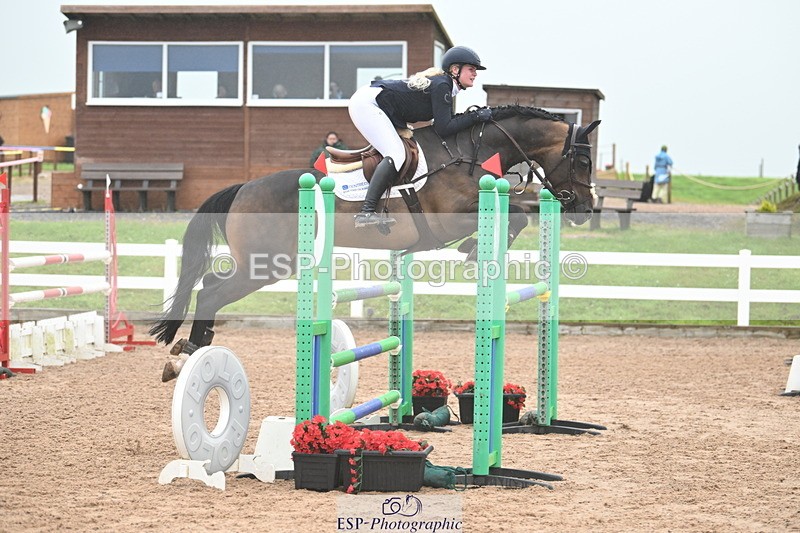 240720A-113802-14532 - Cls 11, 1 Star Bronze Tour 1.15m