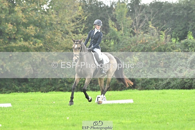 241024-114740-02478 - 319-Neve.Webber-MR.BUZZ