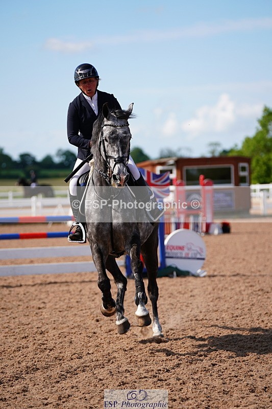 240525A-092238-05084 - Cls 13 Snr 1.05m and 1.10m