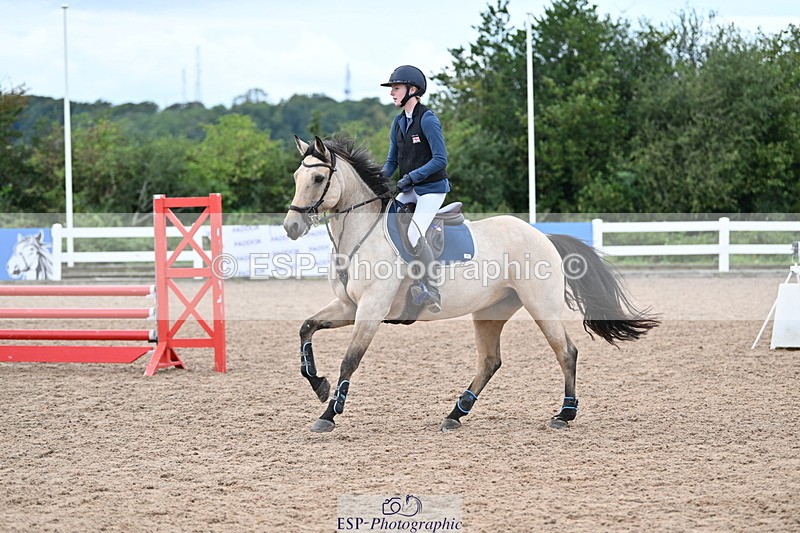 240908A-141210-04310 - Cls 20 A&B Pony Newc & 1.00m Opem