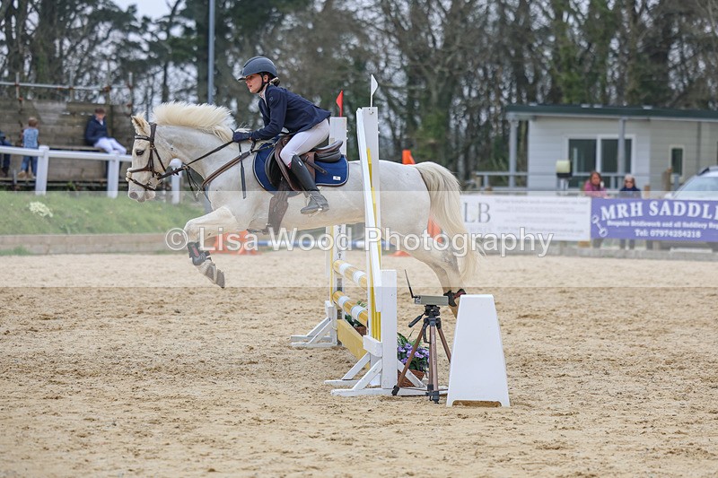 3E7A8146 - Class 11: Junior 70cm