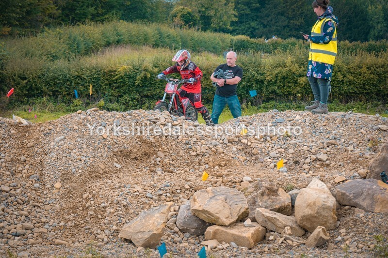 DSCF0190 - Ripon MC Trial 27/09- kids