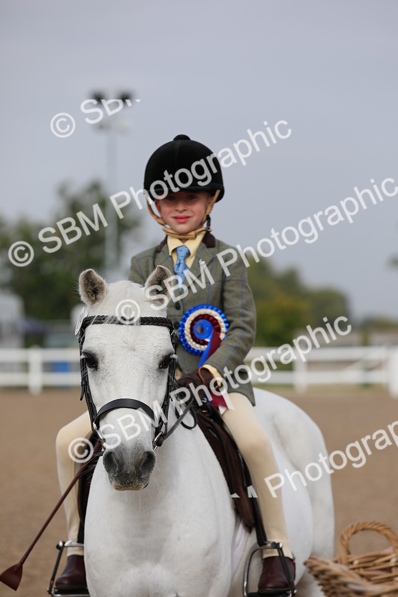 SBM_09683 - Class 301 Ridden M&M -Small Breeds