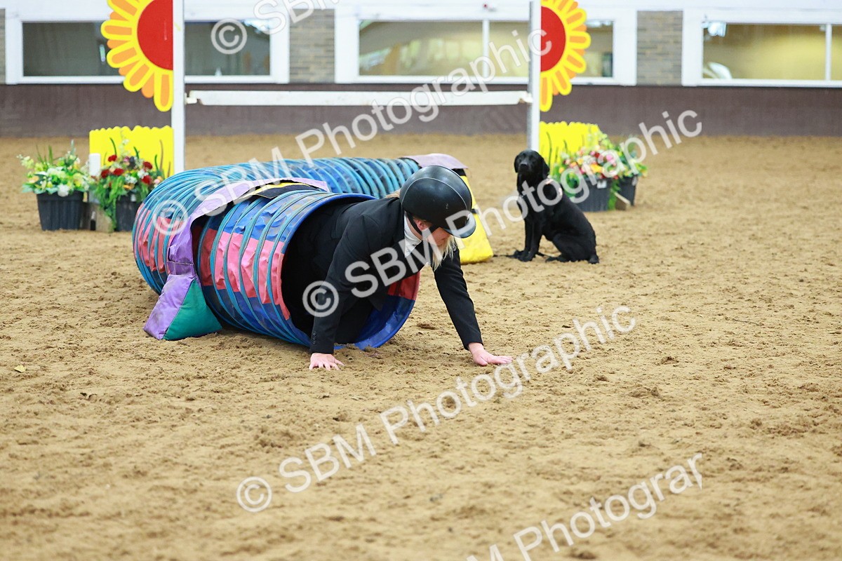 SBM_002460 - Class 3 - Horse & Hound (60cm)