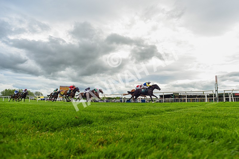 210526-Race 5-Lope Y Linda-2737 - Race 5 16.15pm Free Digital Racecard At raceday-ready.com Handicap