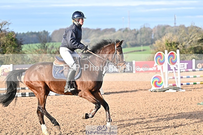 251126-094035-00054 - Cls 0 + 1, Clear Round, British Novice and 90cm