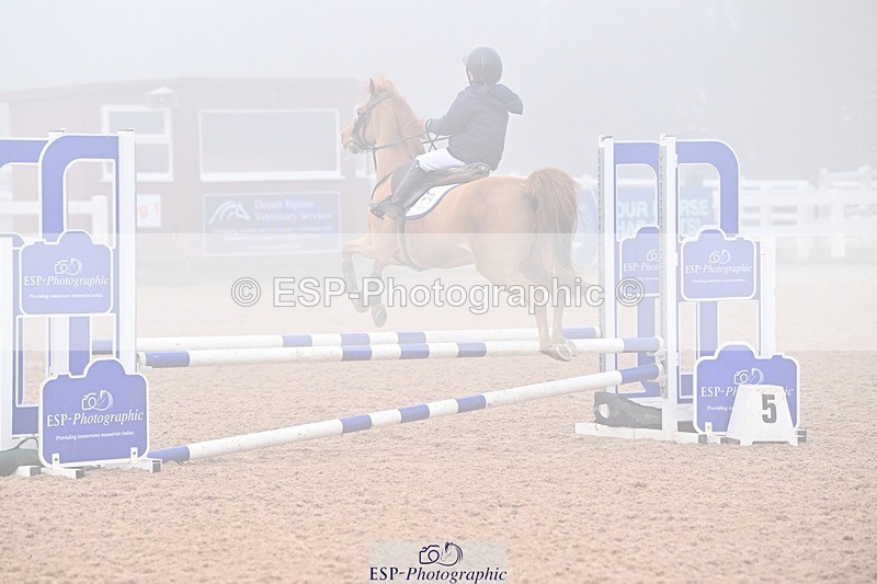 250209-093608-01248 - Cls 2 Pony Intro 70cm