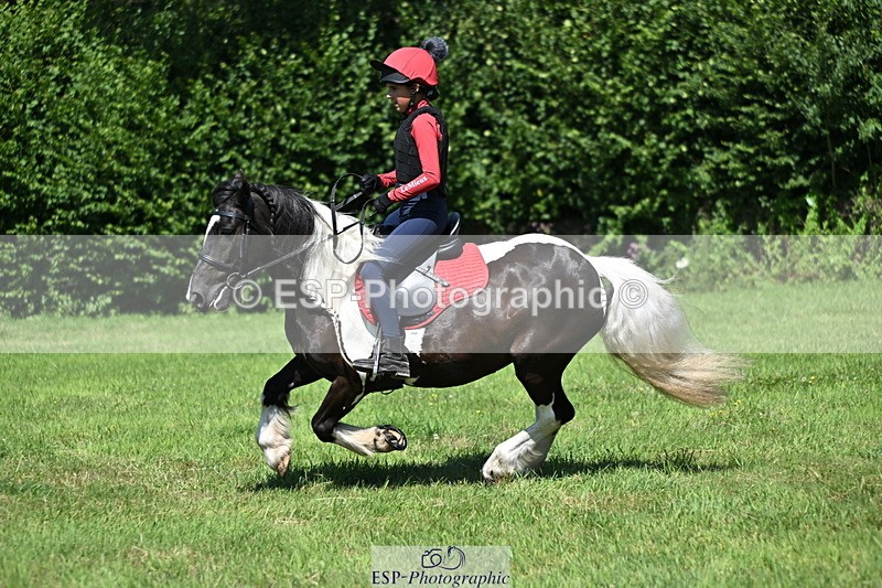 240729B-142028-02730 - Abbie's Group XC